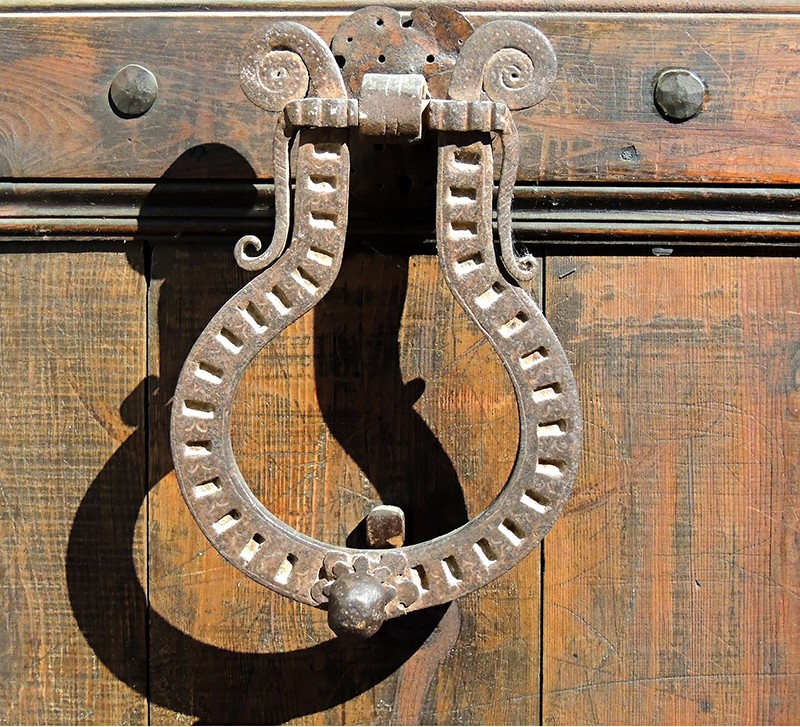 Shkoder Museum detail 2